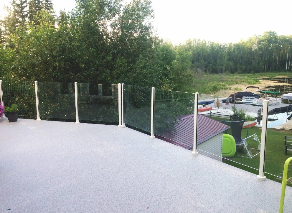 aluminum glass balcony railing clear views