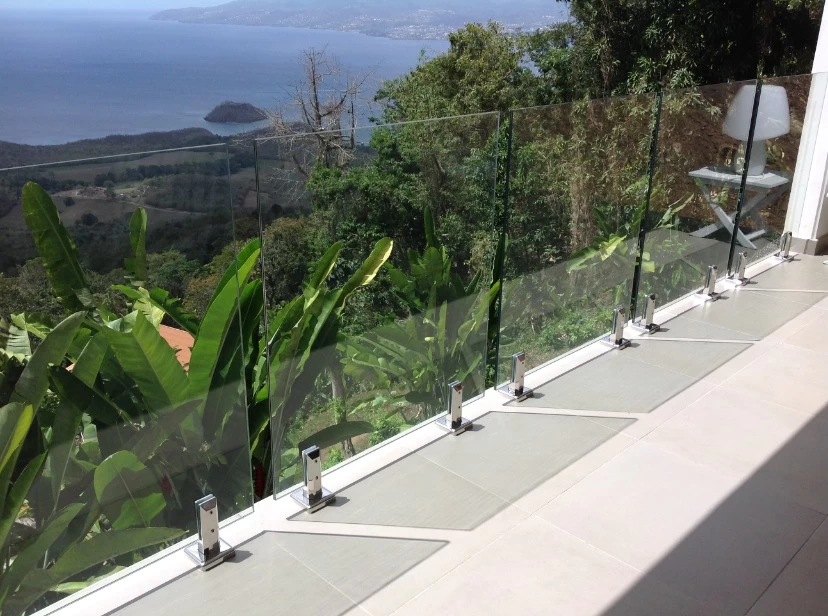 high quality solid glass spigot for glass railing