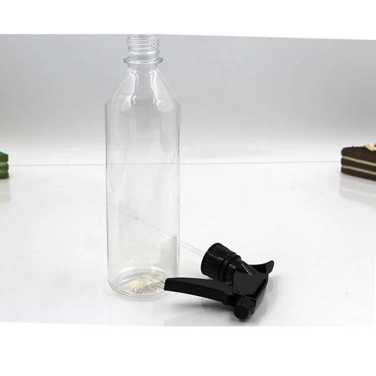 China 500ML Clear PET Plastic Spray Bottle manufacturer