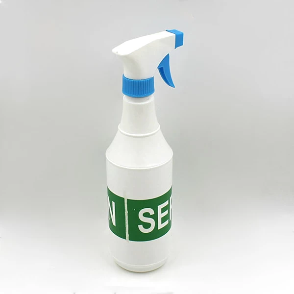 China 500ml HDPE Plastic Bottle With Spray Gun manufacturer
