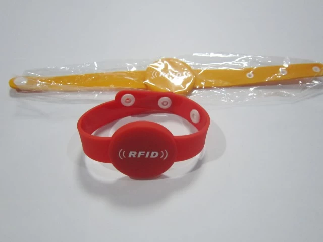 disposable silicone RFID wristband with button