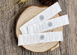 علامات النسيج UHF RFID لتتبع بياضات الفنادق