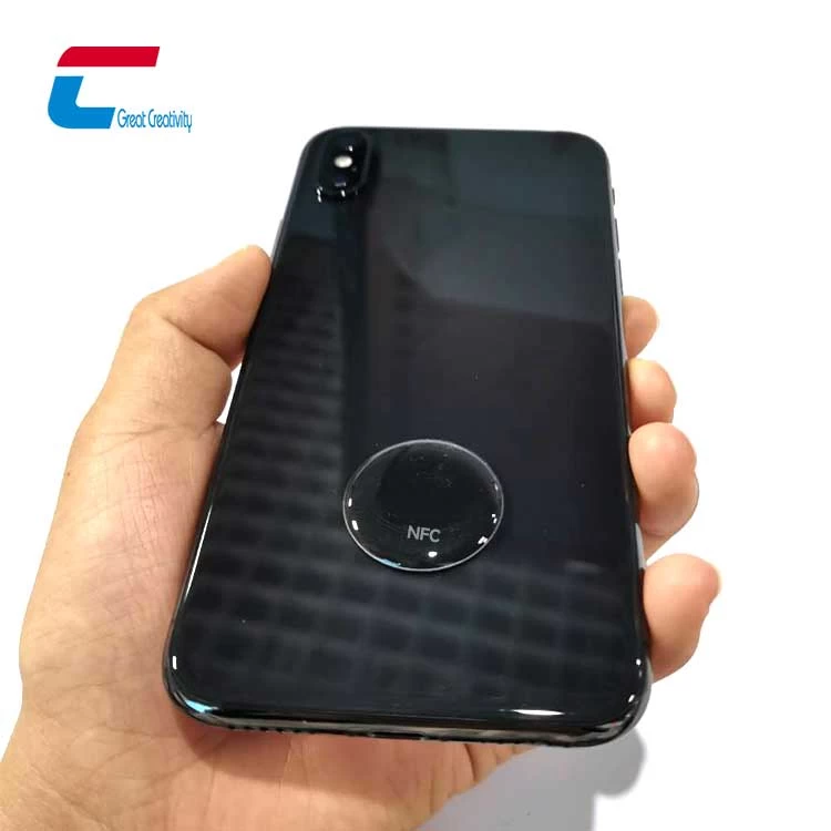 Custom Social Media Sharing Mobile Phone NFC Tag Waterproof Epoxy NFC Tags Supplier