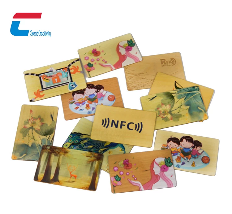 Chine prix d'usine carte en bois NFC vente chaude impression personnalisée bambou RFID carte en bois fabricant