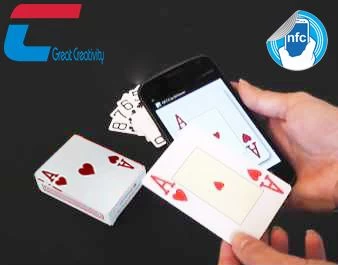 Atacado de fábrica de plástico à prova d'água PVC personalizado NFC Poker Cartões de jogo RFID