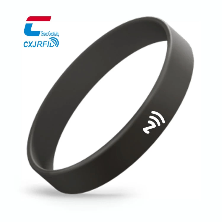 NFC Armband Social Media NFC ultra-dünnen Silikon-Armband kundenspezifische Großhändler teilen