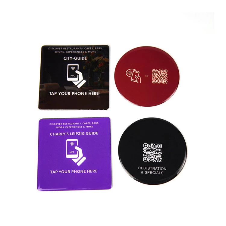 Bestellen Sie wasserdichte NFC-Epoxid-QR-Code-Menü-Safe Berührungsunternehmer Esstisch Bestell- und Bezahlung.