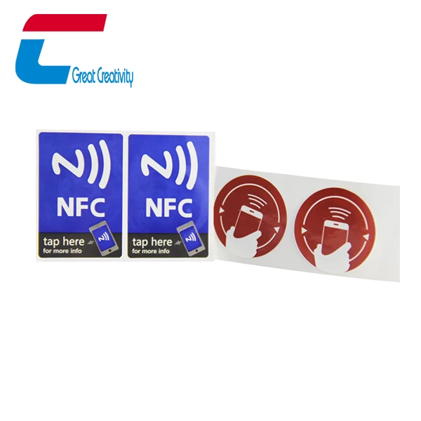 Smart tag per etichette NFC a 13,56 mhz stampato personalizzato
