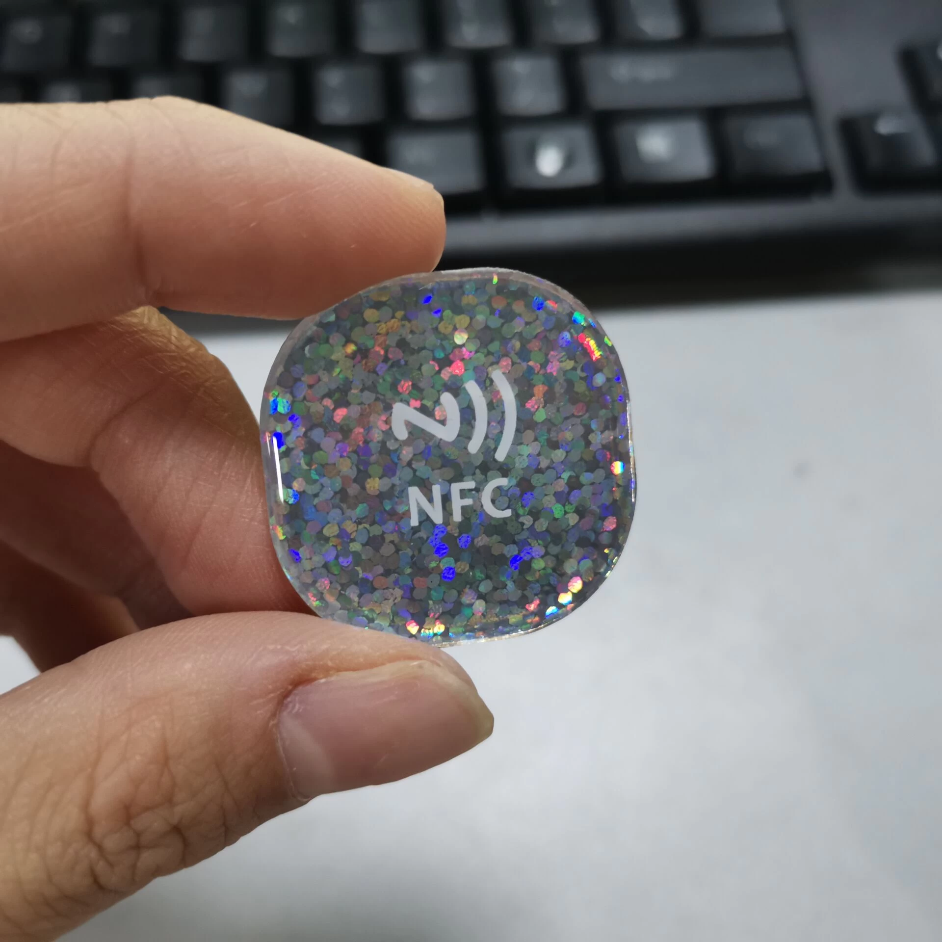 13.56MHZ NTAG213 NFC Tags Sticker Waterproof Epoxy Tag Phone Adhesive NFC Tag