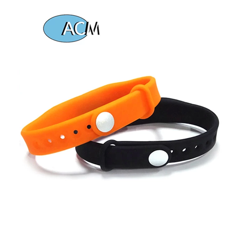 Factory wholesale customized bracelet adjustable qr code silicon band price 125khz 13.56mhz rfid nfc silicone wristbands