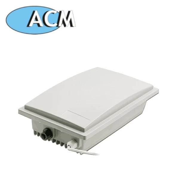 porcelana Alta tasa de identificación Ajuste distancia 3-70m Wiegand 26bit lector Long Range RFID 2.4G Reader activo fabricante