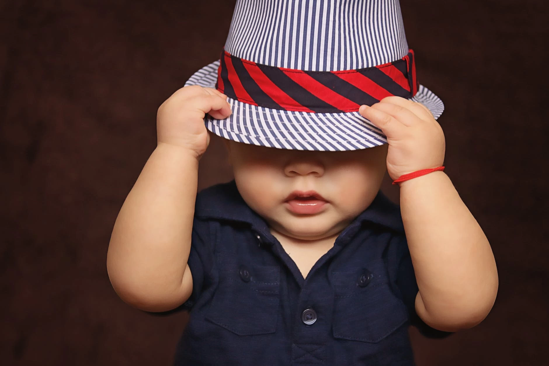 Por qué son tan importantes los sombreros de sol para bebés?