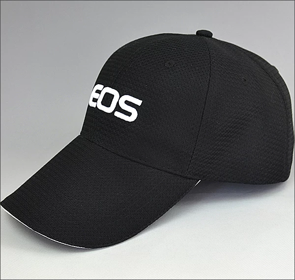Black baseball cap with 3D embroidery