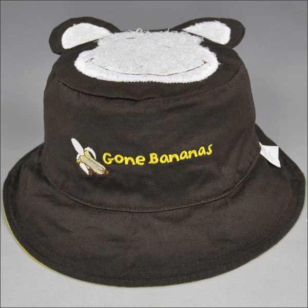 Reversible cotton animal bucket hat