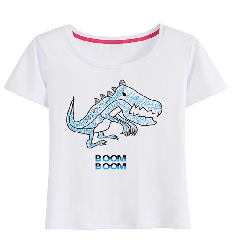 China Camisa bonito do giro do dinossauro dos desenhos animados do crewneck do verão. fabricante
