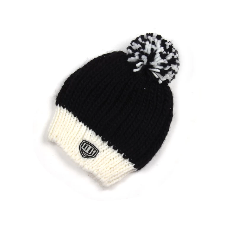 China best price knitted winter hat with pom manufacturer