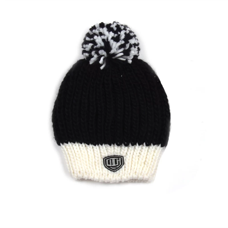 best price knitted winter hat with pom