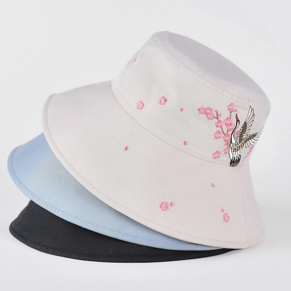 الصين التطريز شعار قابل للتعديل القبعات دلو المرأة مخصصة الصانع