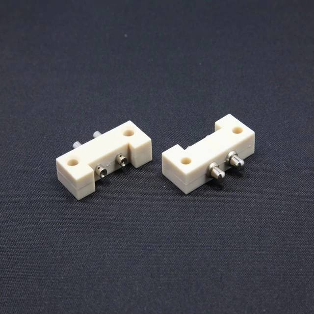 2 pin pogo pin met plastic connector