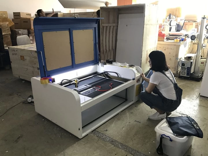 co2 laser engraving machine testing