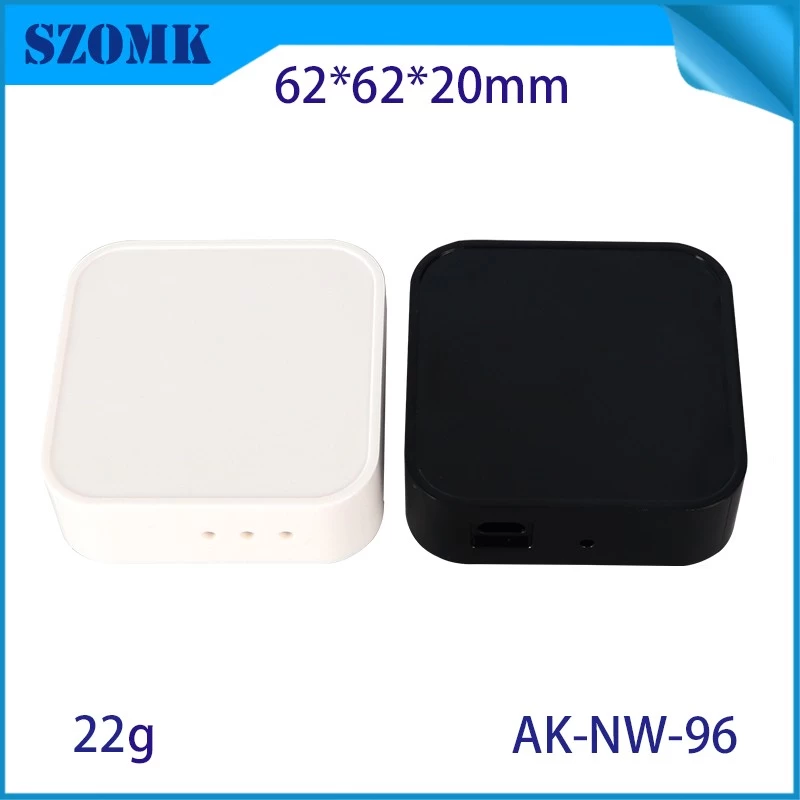 China 62*62*20 mm T/H Sensor Gateway Plastic behuizingen AP Draadloze routerbehuizing 5G Mini Router WiFi Housing AK-NW-96 fabrikant