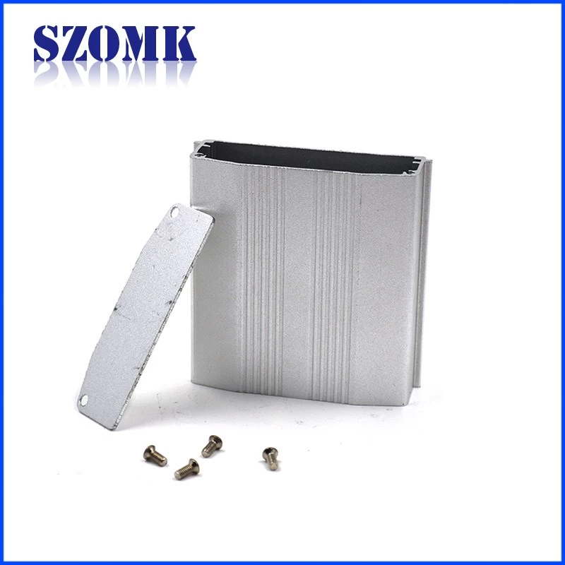 Contenitori metallici in alluminio estruso piccoli amplificatori wifi personalizzati custodia elettrica AK-C-B51 100 * 65 * 20mm