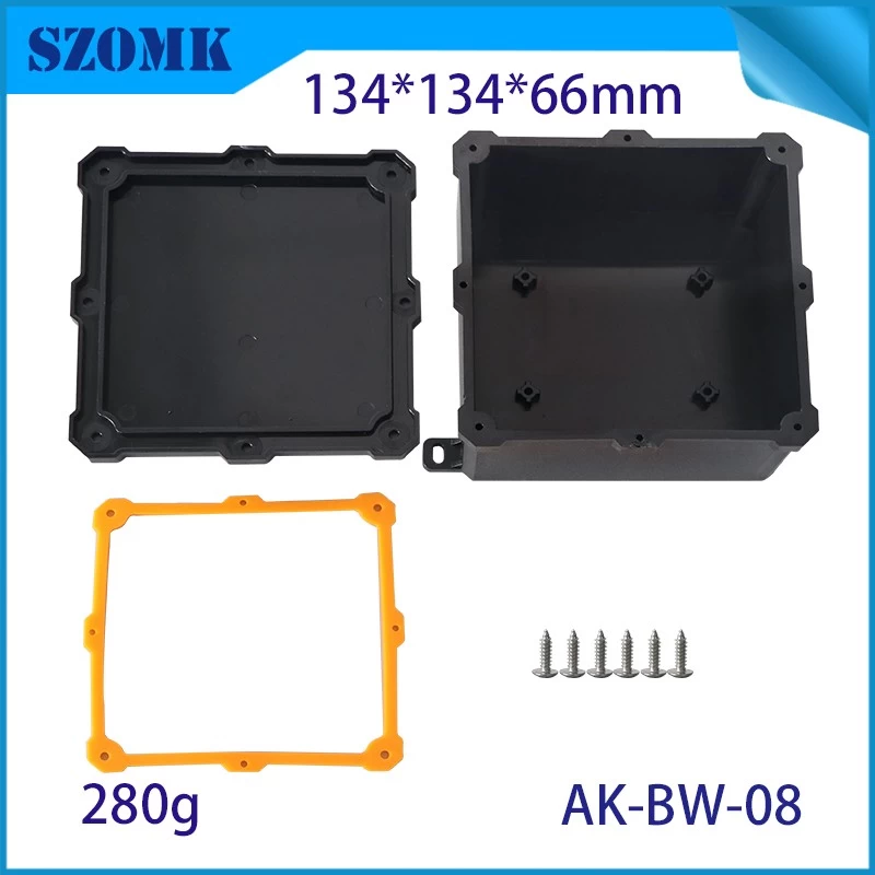 IP68 PC Material V1 Caja impermeable de plástico Caja de unión al aire libre Carcasa de protección UV 134*134*66 mm AK-BW-08