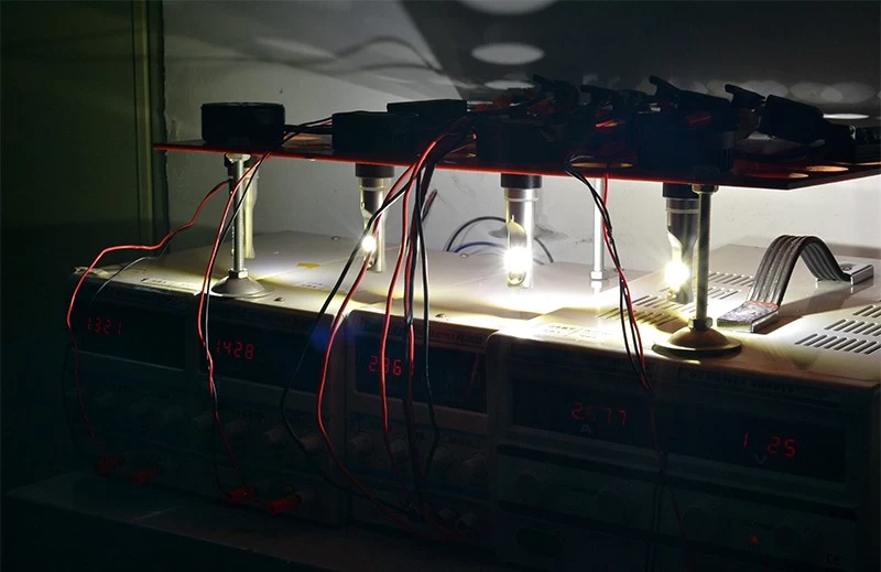 yikelight LED-Auto-Licht-Normal tempreture und High-Niederspannungs-Test