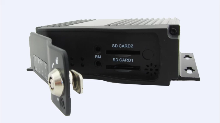 Two sd card slot supported car dvr recorder with mobile app with 3g server platform 4channel video
