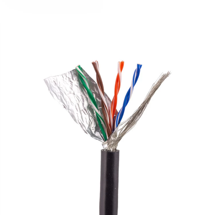 Câble Ethernet torsadé 8 cœurs 24 AWG CAT5E 4 paires