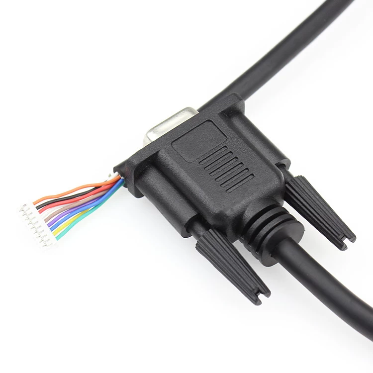 Connecteur d-sub de moulage personnalisé 6FT DB9 Câble femelle à fiche mâle RS232 câble ordinateur série