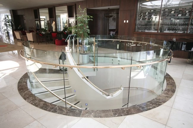 low Iron Curved Glass Railing