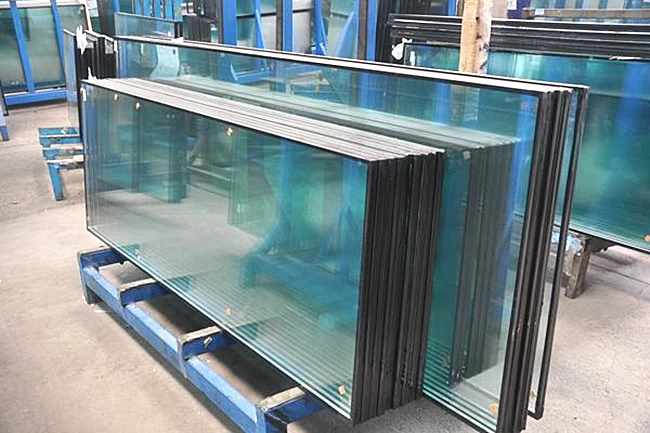 8+12A+9.14mm tempered laminated insulated glass