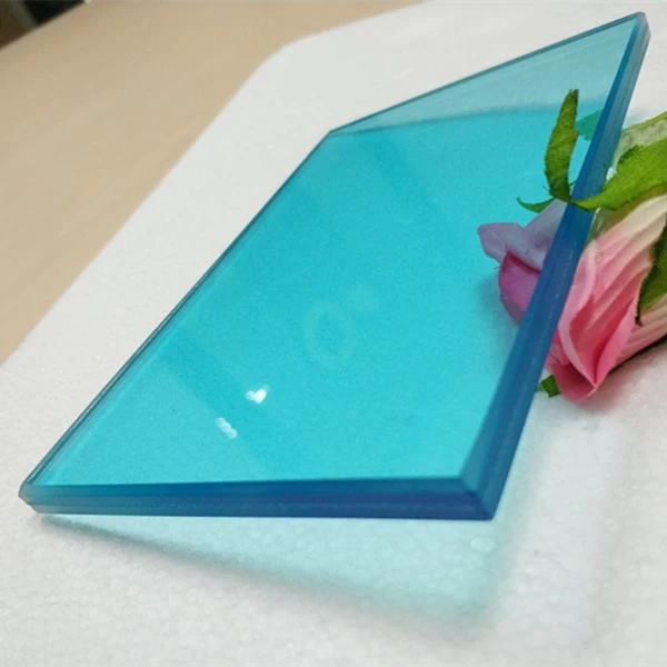 China 10.38mm multicolor PVB film toughened laminated glass supplier