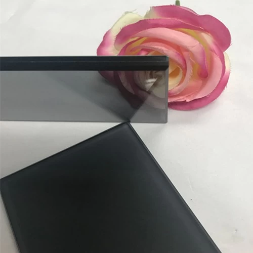 Chine vitrage architectural 10,38 mm gris foncé noir film PVB VSG verre feuilleté 551