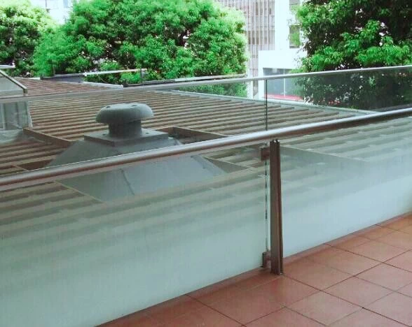 China very beautiful decorative VSG 442 frosted glass for railing, 8.76mm acid etched glass laminated glass suppliers