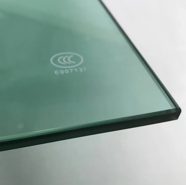 Glass factory in China 8mm light green heat soaked tempered glass prices