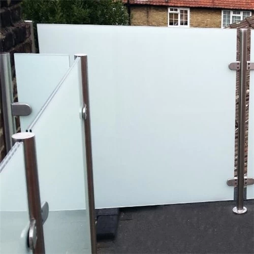 Safety custom size 4+4mm 8.76mm white laminated glass fence and railing