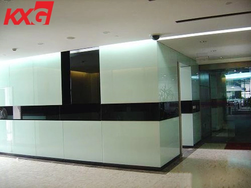 lacquered glass