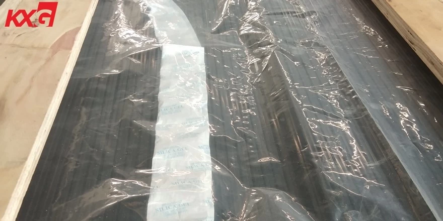 Desiccant of glass package plastic protective film