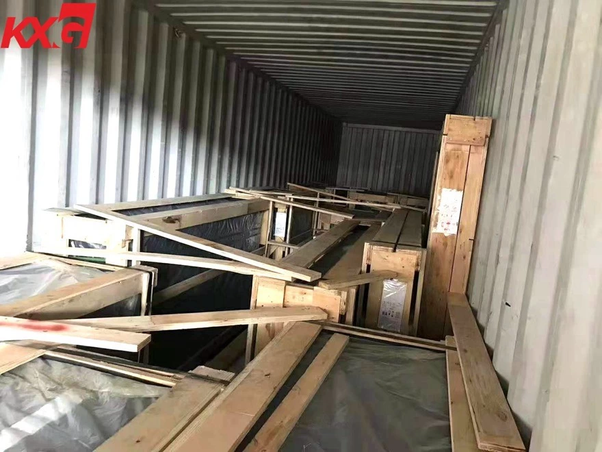 loading insulated glass to Cambodia