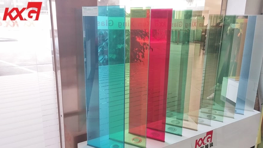 Colored pvb film laminated glass