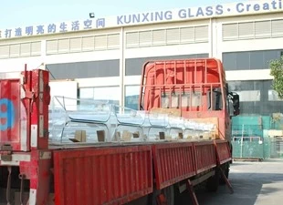 Difference between curved tempered glass and hot bending glass