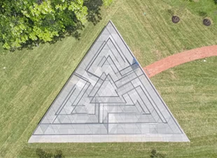 Glass triangle maze in Missouri, USA