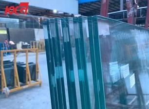 Entender la producción industrial de vidrio laminado.