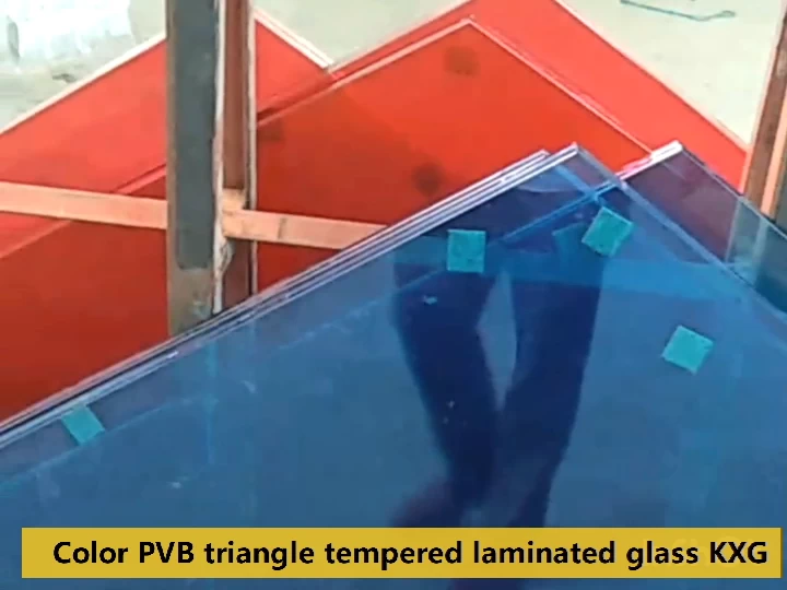 Vidrio templado laminado rojo azul color PVB