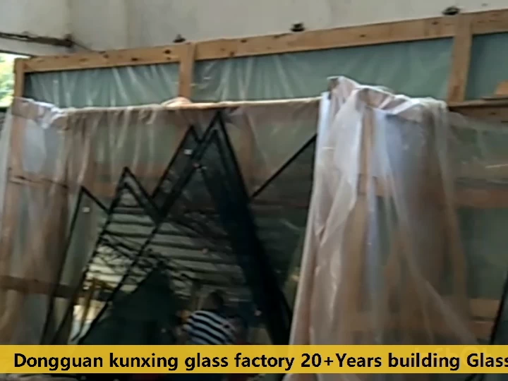 الصين مثلث الحرارة طلاء عاكس مصنع الزجاج المعزول للواجهة