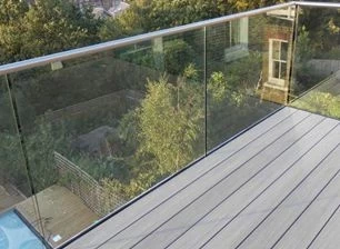 kxg laminated glass balustrade