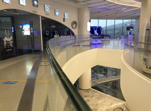 Curved laminated balustrade glass.