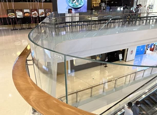 low iron curved laminated glass